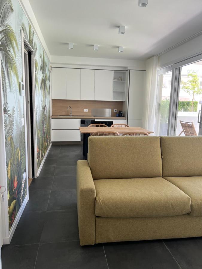 Sirio 7 Apartment ลิโดดิเยโซโล ภายนอก รูปภาพ
